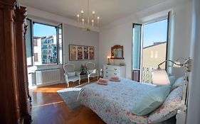 Romantic And Charming Apartments